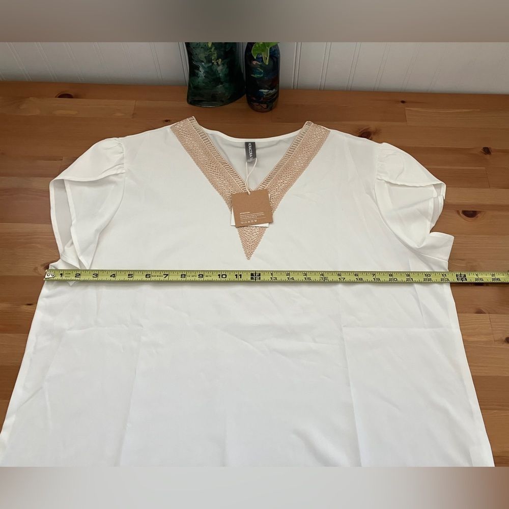 Noracora Lightweight Short Sleeve Pullover Blouse with Lace Detail Size XXL NWT - Picture 6 of 9